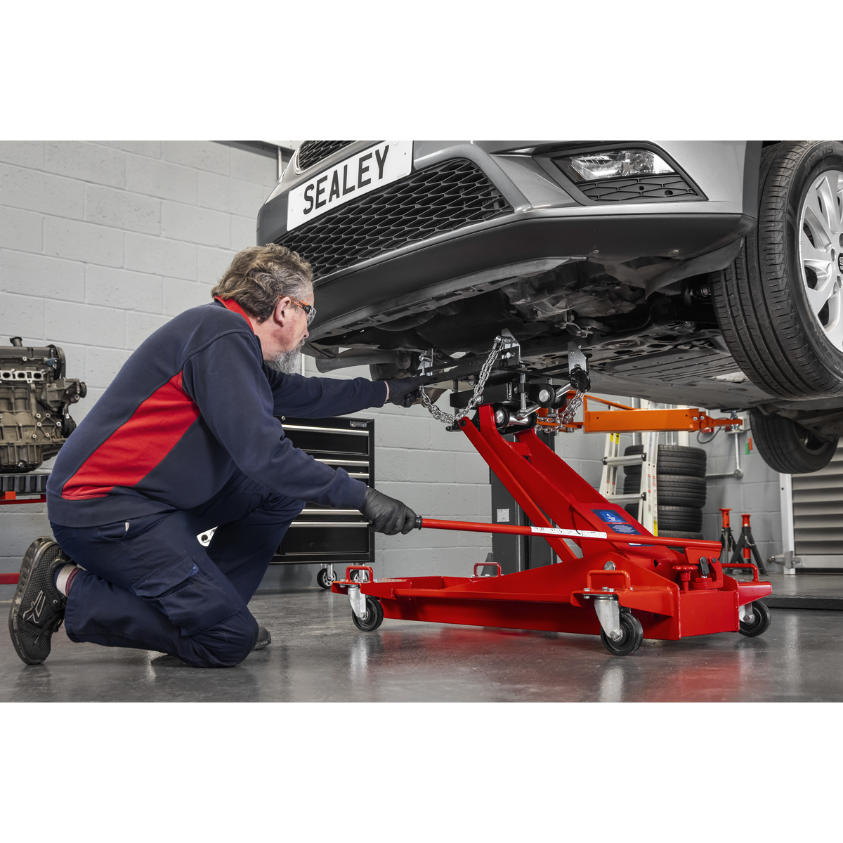 Sealey 1000E Premier Floor Transmission Jack 1 Tonne - additional view 9