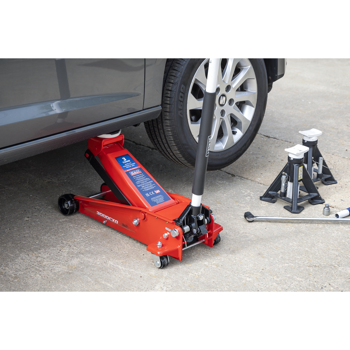 Sealey 3000CXD Quick Lift Standard Chassis Trolley Jack 3 Tonne - additional view 15