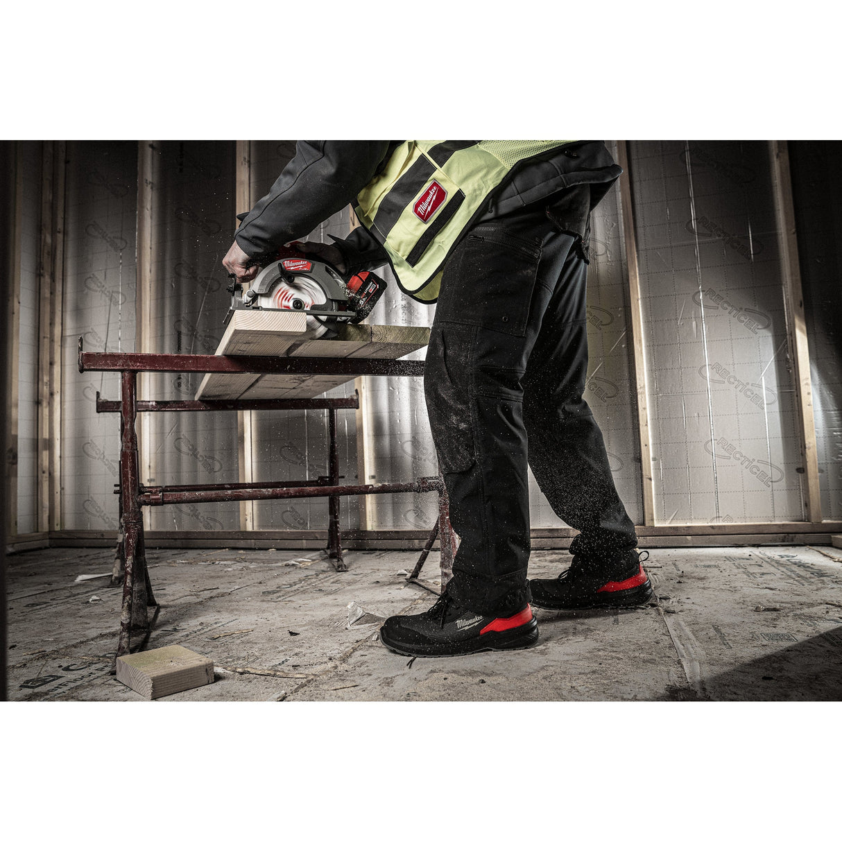 Milwaukee Flextred™ S1PS Safety Boots black 1M110133 ESD FO SR