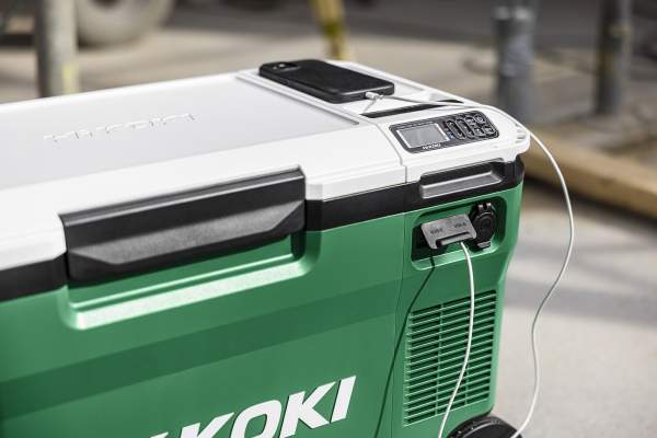 HiKOKI UL18DBAW4Z 18V 25L Cooler & Warmer Storage with mains & car DC - Body Only - view 4