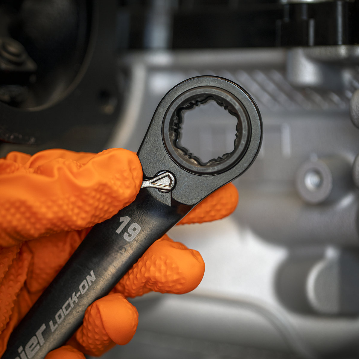 Sealey AK63923 Premier Black 4-in-1 Reversible Lock-On™ Ratchet Ring Spanner - additional view 4