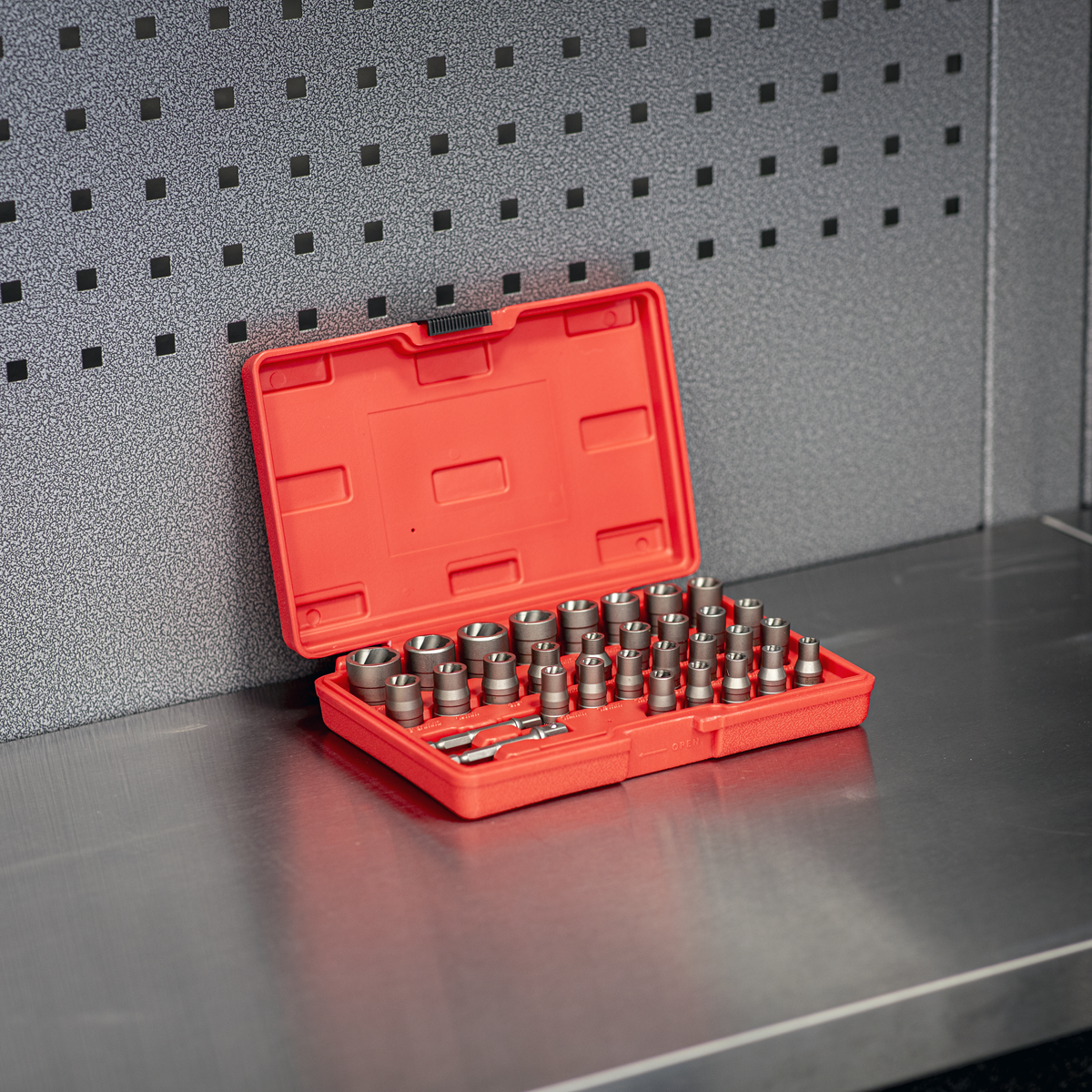Sealey AK8132 Slim Design Bolt & Nut Extractor Set 32pc - additional view 4