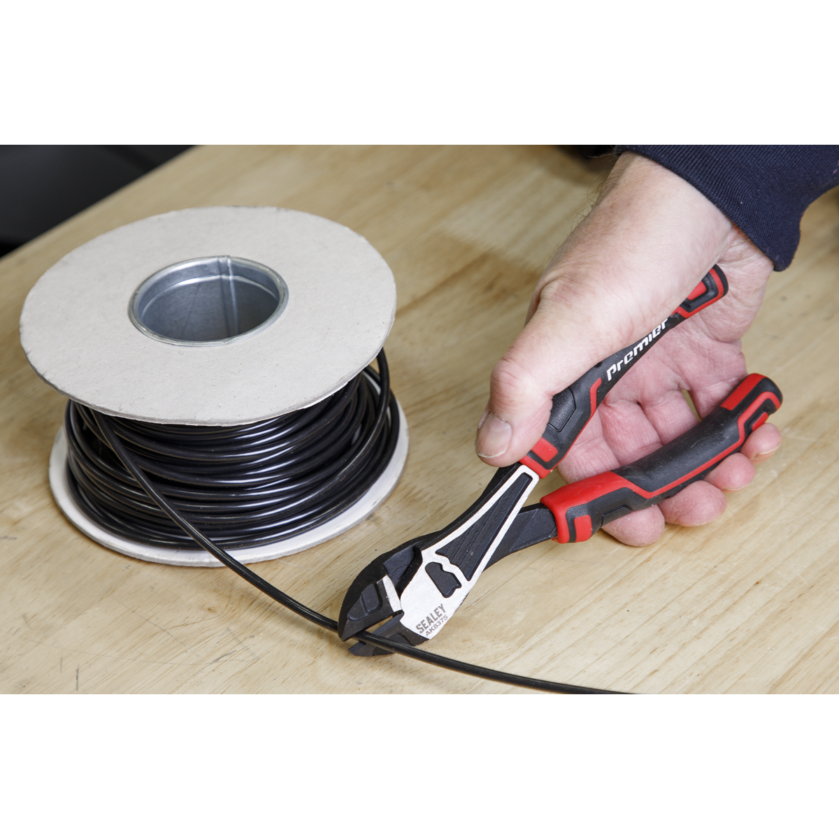 Sealey AK8375 Premier Heavy-Duty High Leverage Side Cutters 190mm - additional view 2