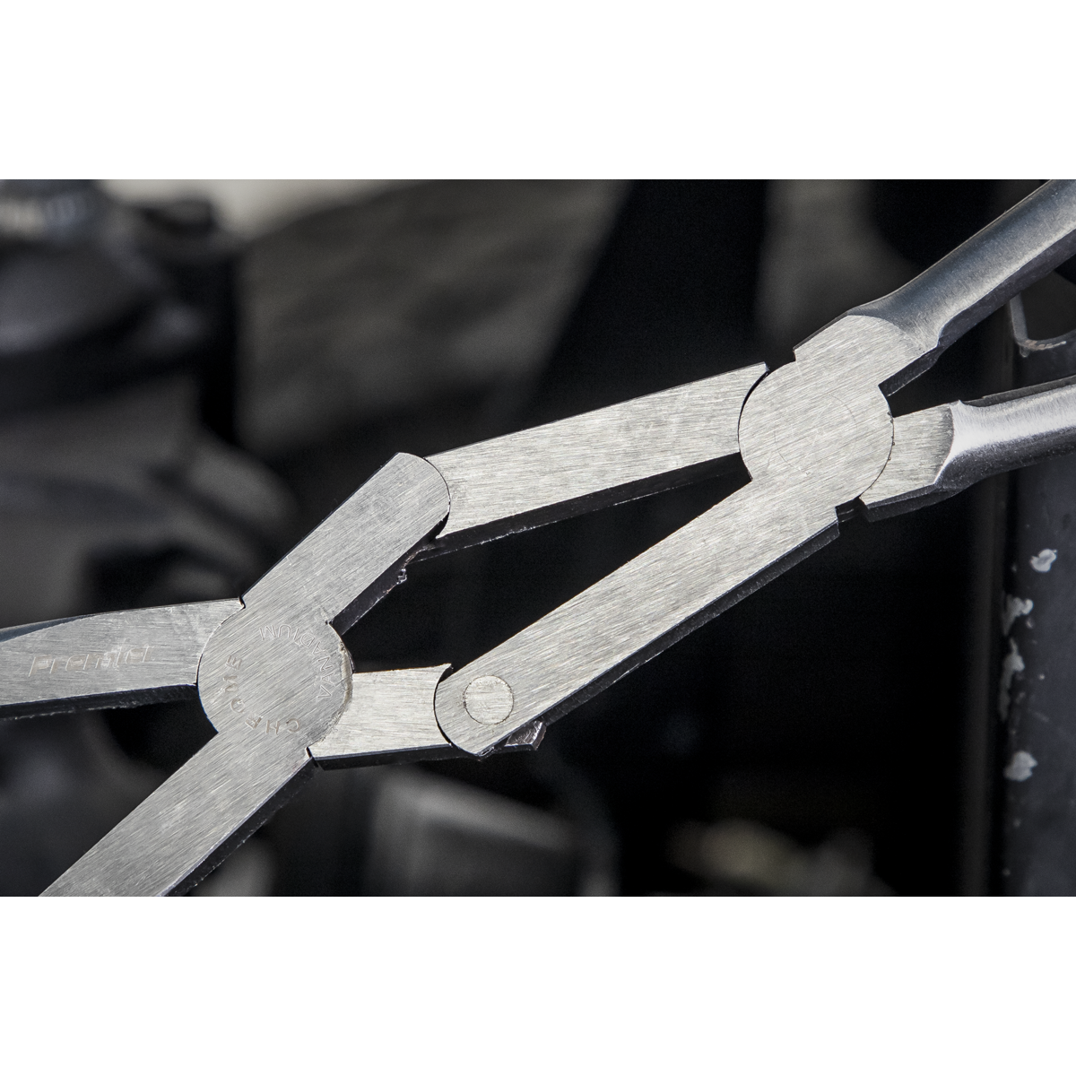 Sealey AK8591 Premier Needle Nose 45° Double Joint Pliers 335mm - additional view 2