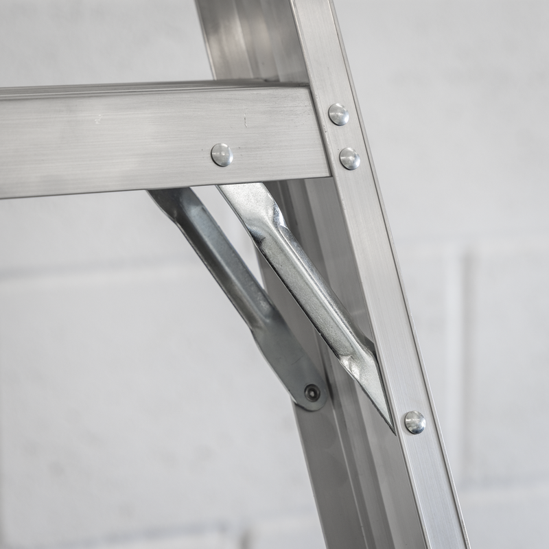 Sealey AXL12 Industrial Step Ladder 12-Tread Aluminium - BS EN 131 - additional view 9