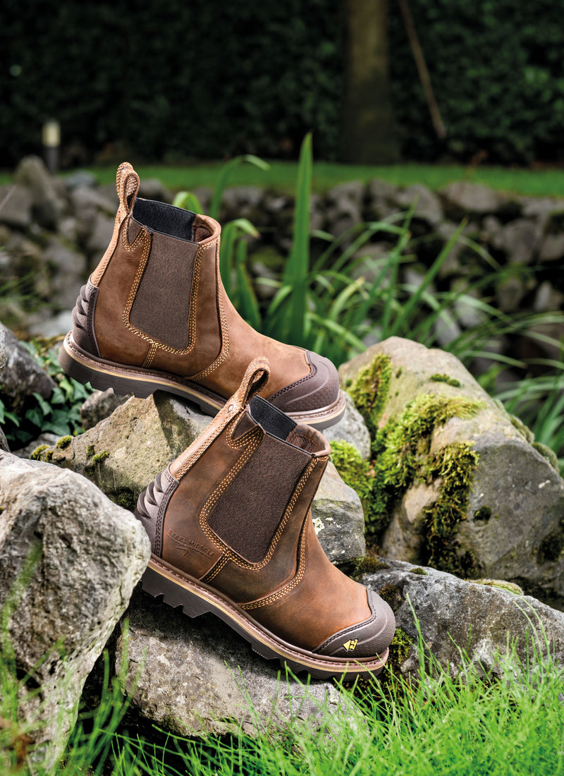 Buckbootz B1990 Hard as Nails Safety Dealer Boots