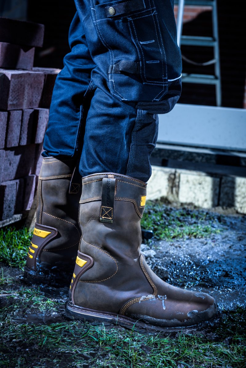 Buckbootz B701 Hard as Nails Waterproof Safety Rigger Boots