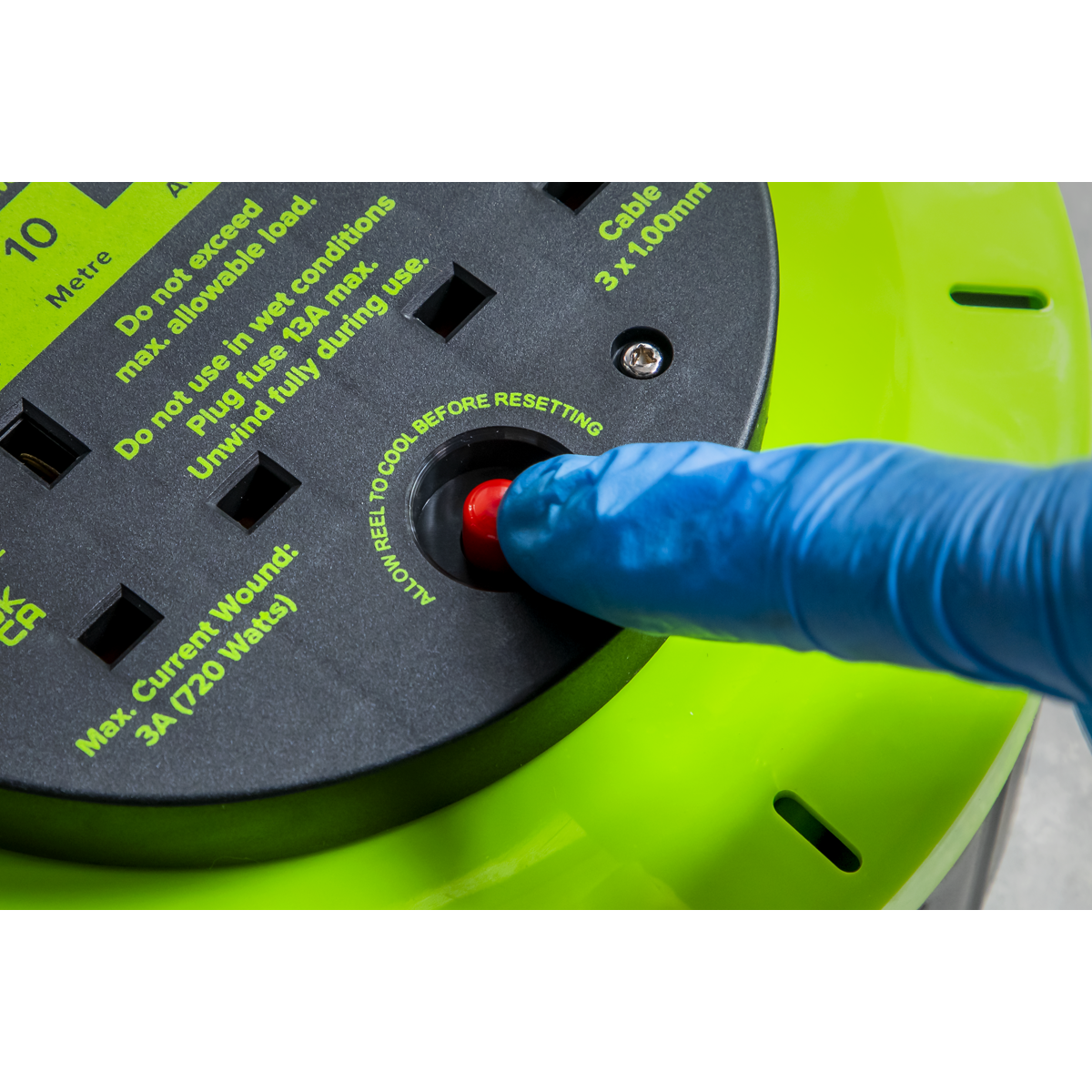 Sealey BCR10G 10m Cassette Type Cable Reel with Thermal Trip 2 x 230V & 2 x USB - Hi-Vis Green - additional view 6