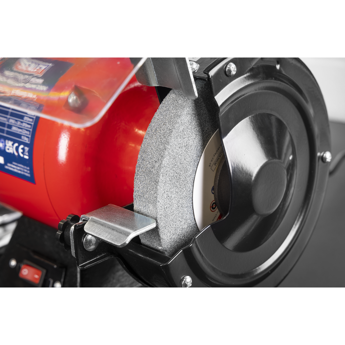 Sealey BG150XD/99 150mm Heavy-Duty Bench Grinder 450W/230V - additional view 3