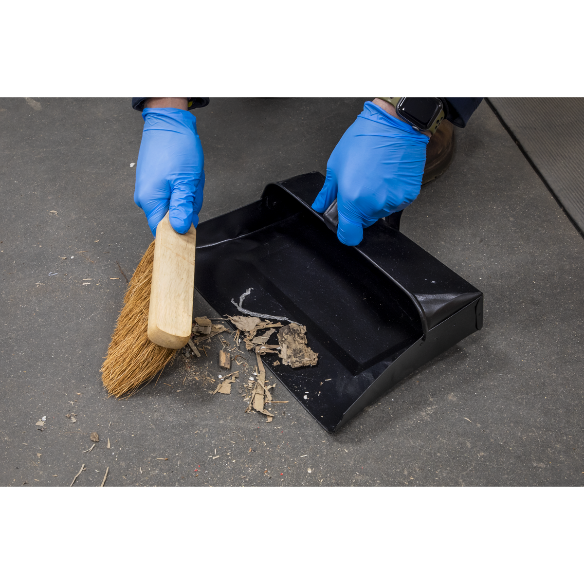 Sealey BM26 Dustpan & Brushes Metal - additional view 9