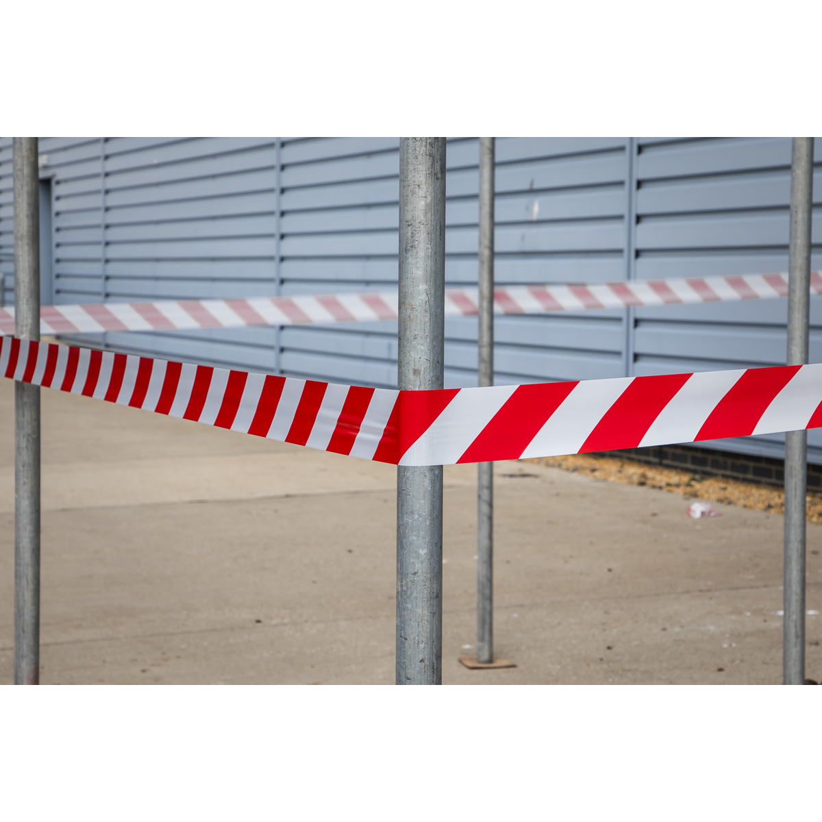 Sealey BTRW Non-Adhesive Hazard Warning Barrier Tape 80mm x 100m - Red/White - additional view 3