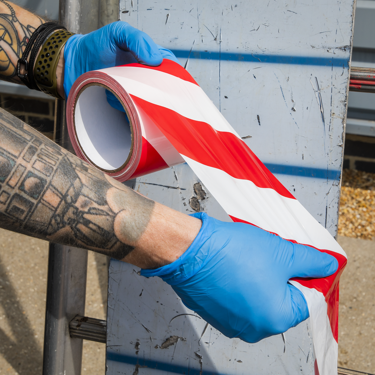 Sealey BTRW Non-Adhesive Hazard Warning Barrier Tape 80mm x 100m - Red/White - additional view 5