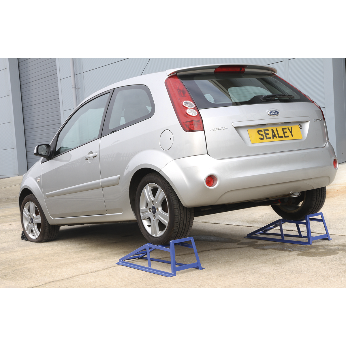 Sealey CAR2000 Car Ramps 1 Tonne Capacity per Ramp 2 Tonne Capacity per Pair - additional view 2