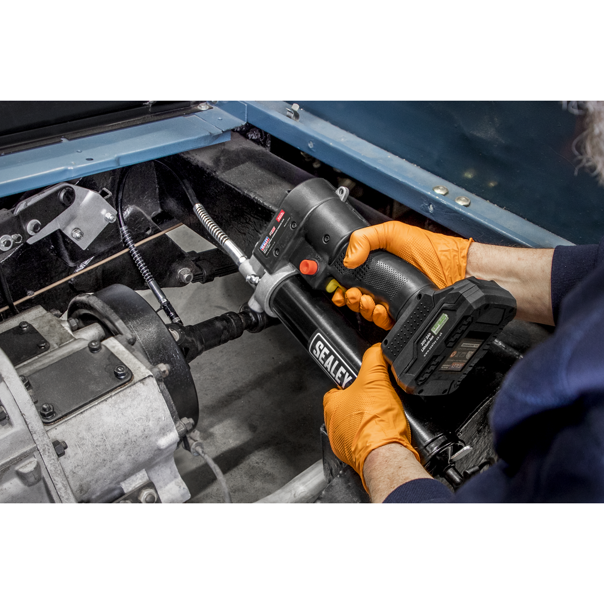Sealey CP20VGRGKIT SV20 Series Cordless Grease Gun 20V - 2 Batteries - additional view 9