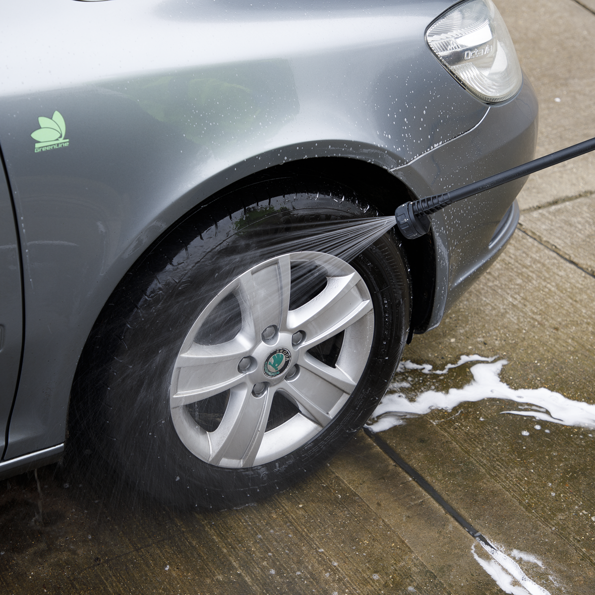 Sealey CP20VPWKIT SV20 Series 22Bar Cordless Pressure Washer Kit 20V - 2 Batteries - additional view 3
