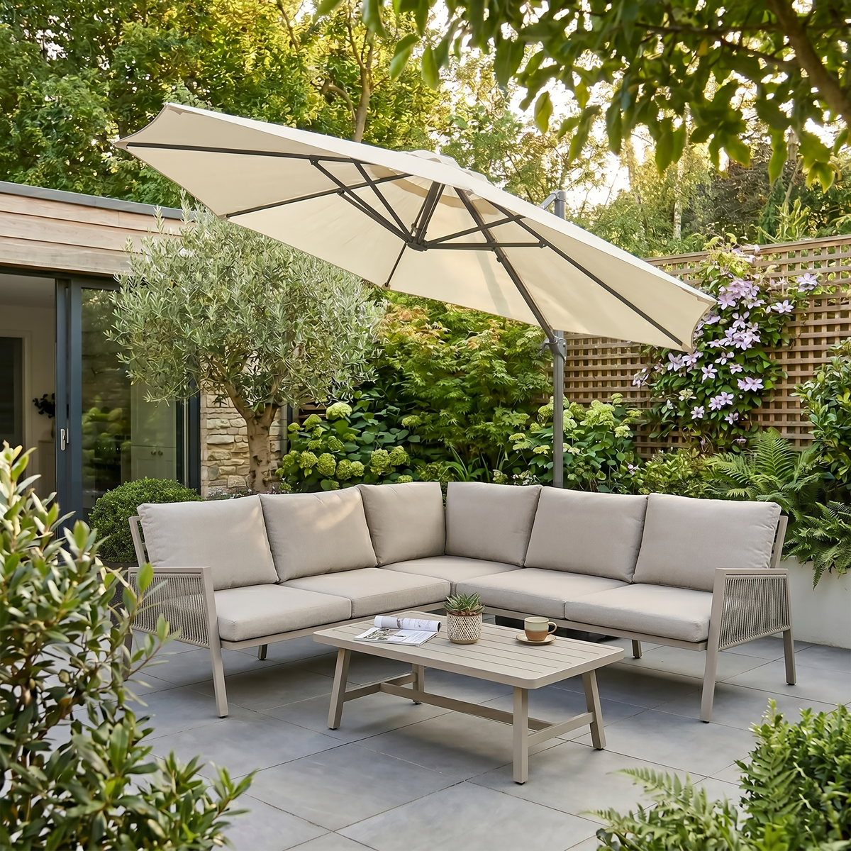 Dellonda DG268 Cantilever Parasol with 360° Rotation, Tilt & Cover 3m - Cream - additional view 23