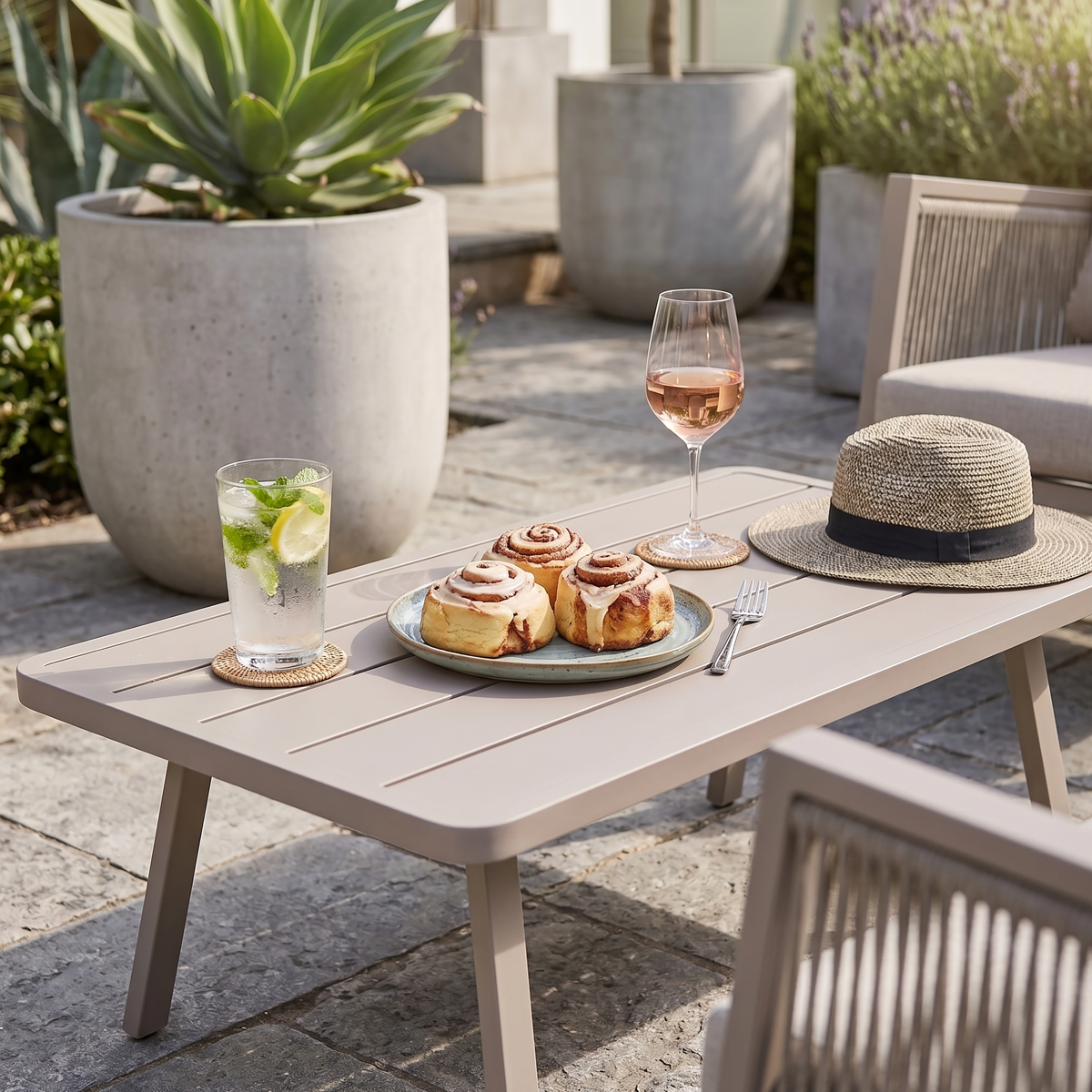 Dellonda DG56 Fusion Aluminium Outdoor Sofa, Arm Chairs & Coffee Table Set 4pc - additional view 14