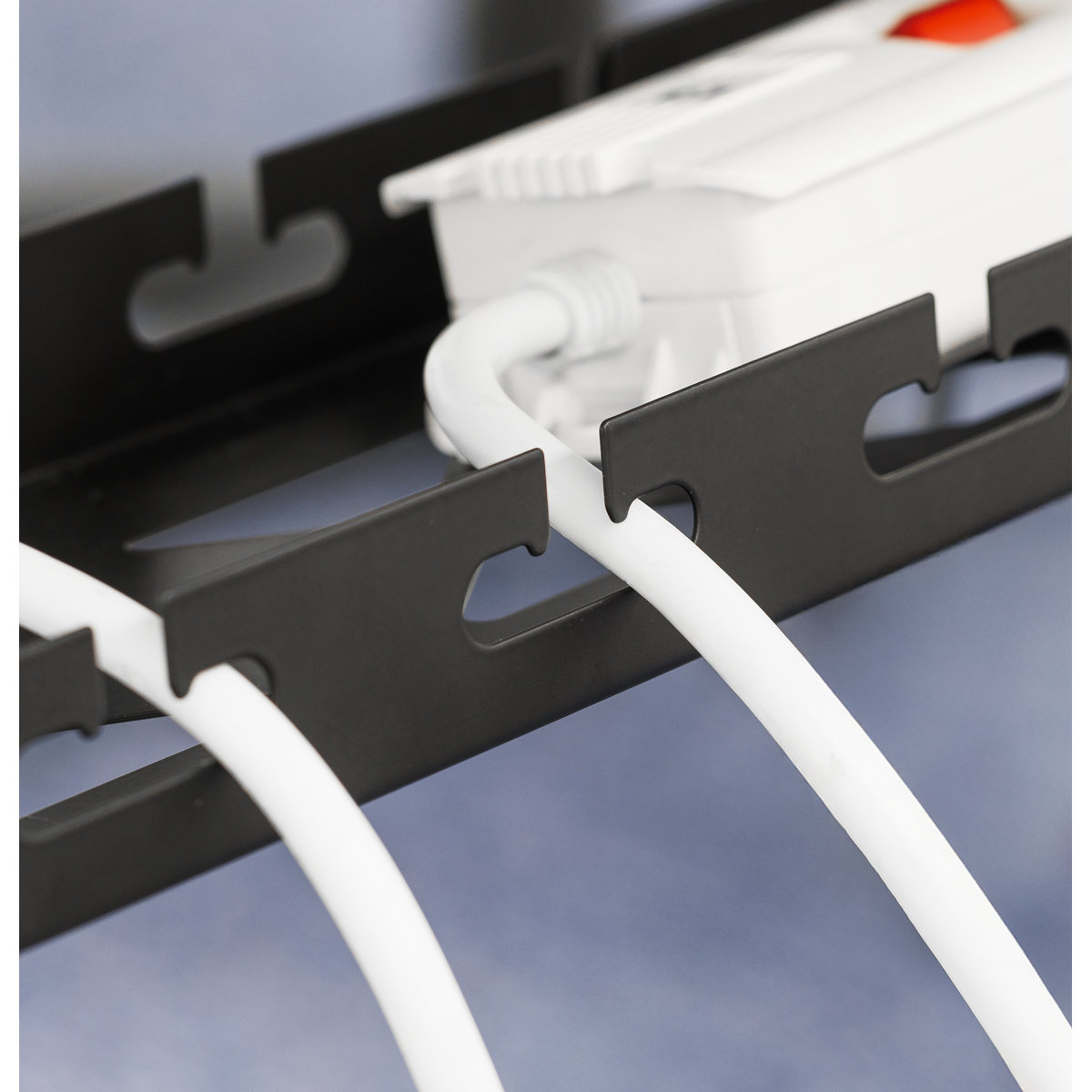 Dellonda DH276 Extendable Cable Management Tray 435/730 x 130 x 190 - Black - additional view 10