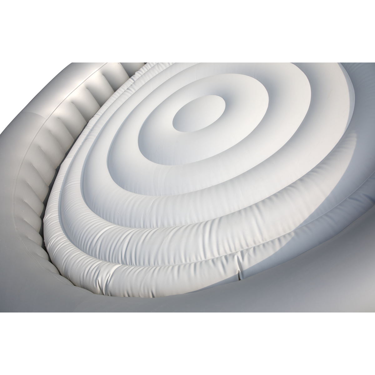 Dellonda DL29 2-4 Person Hot Tub/Spa Inflatable Heat Retaining Lid - additional view 3