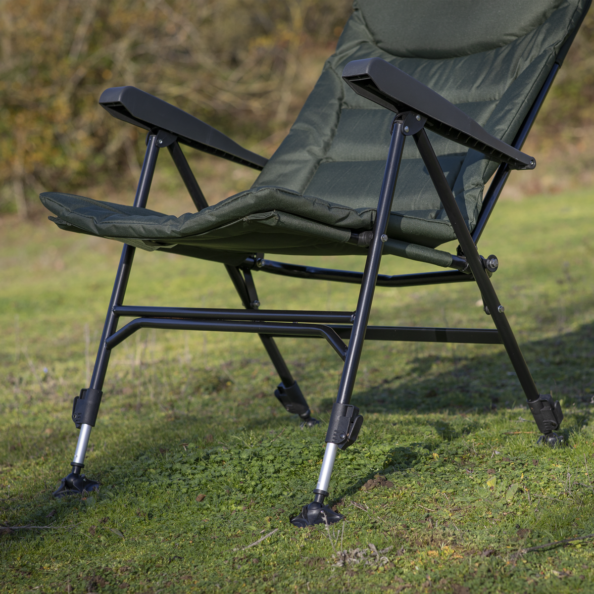Dellonda DL74 Portable Reclining Chair with Armrests - additional view 10