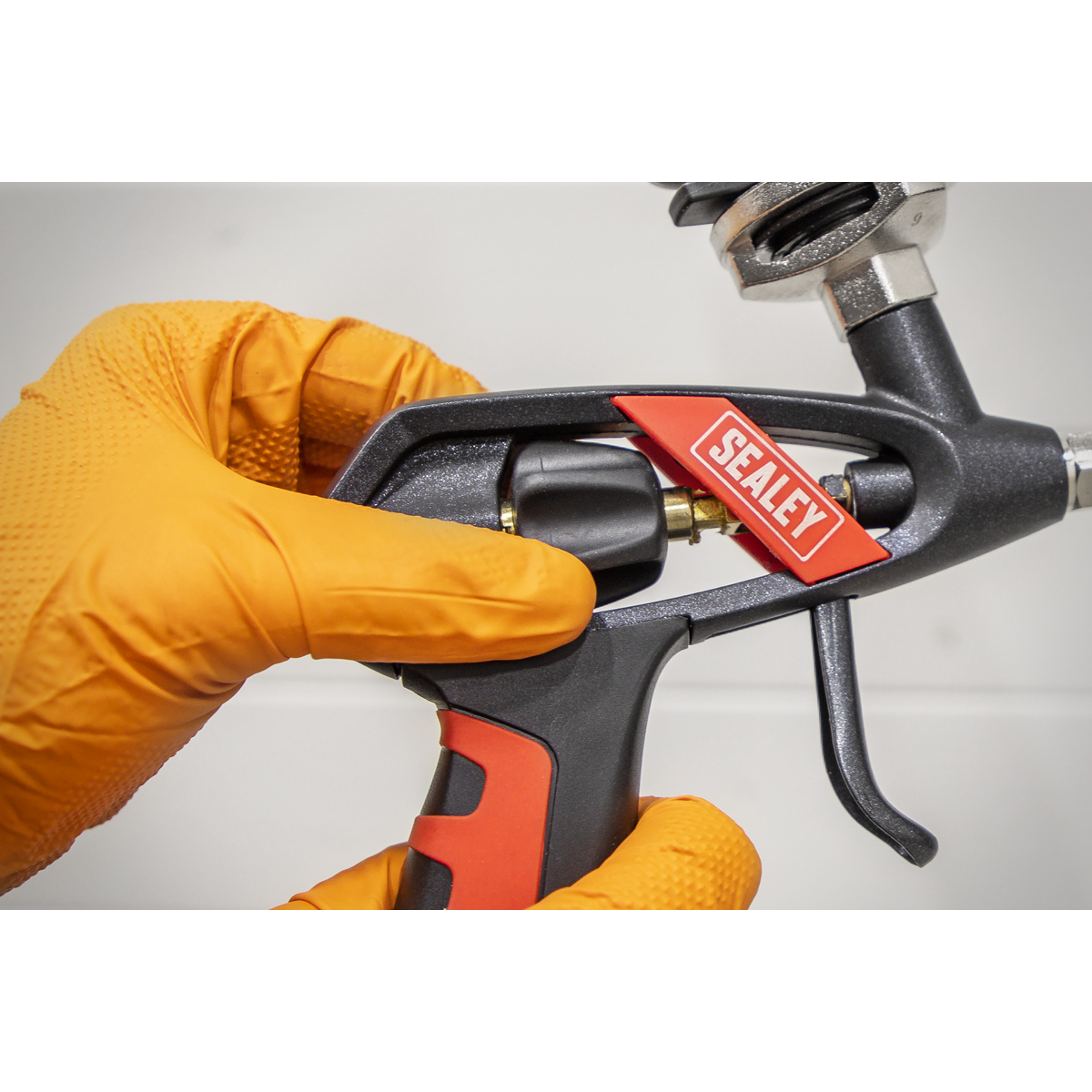 Sealey FG001 Foam Gun for Expanding Foam Cartridges - additional view 3