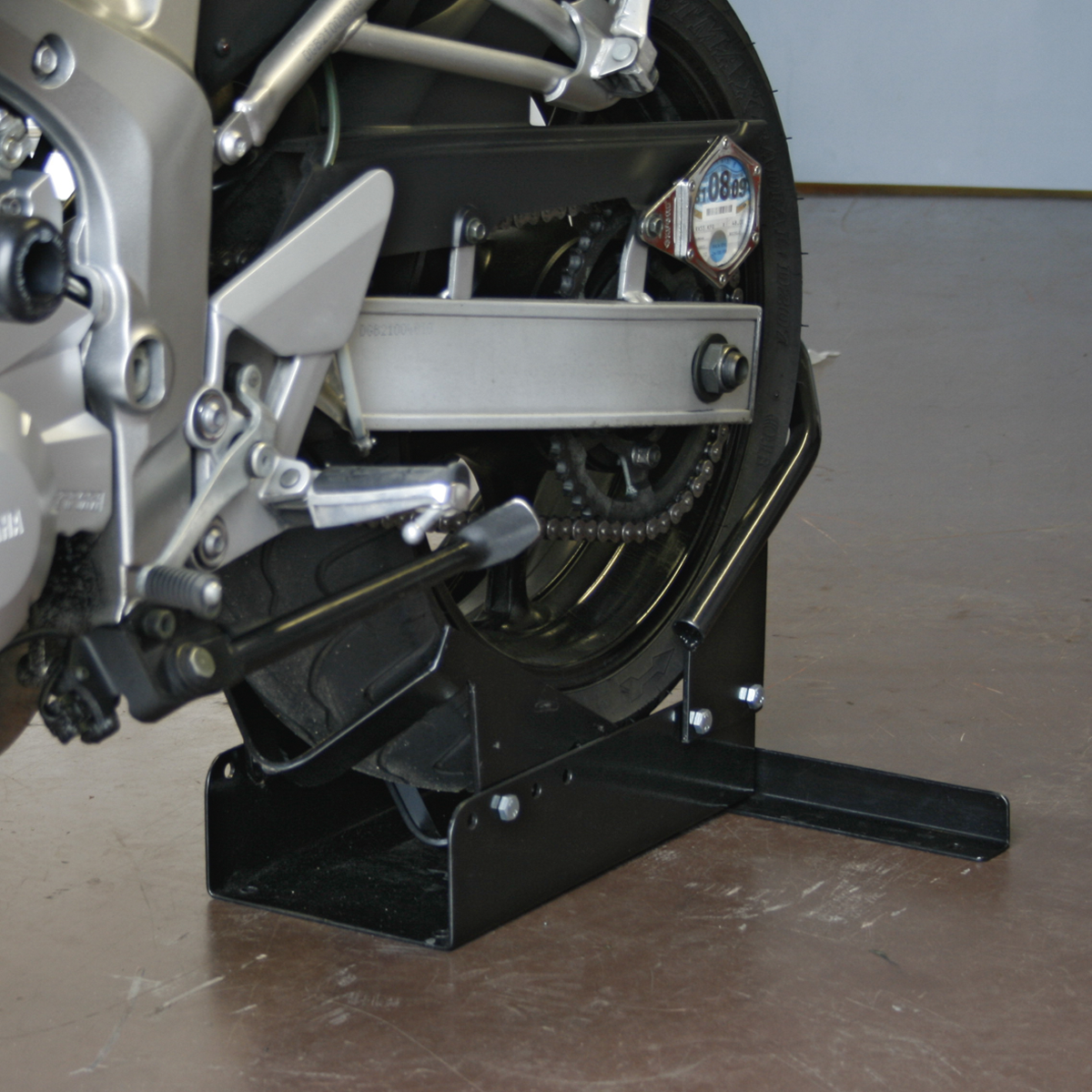 Sealey FPS4 Motorcycle Rear Wheel Chock - additional view 4