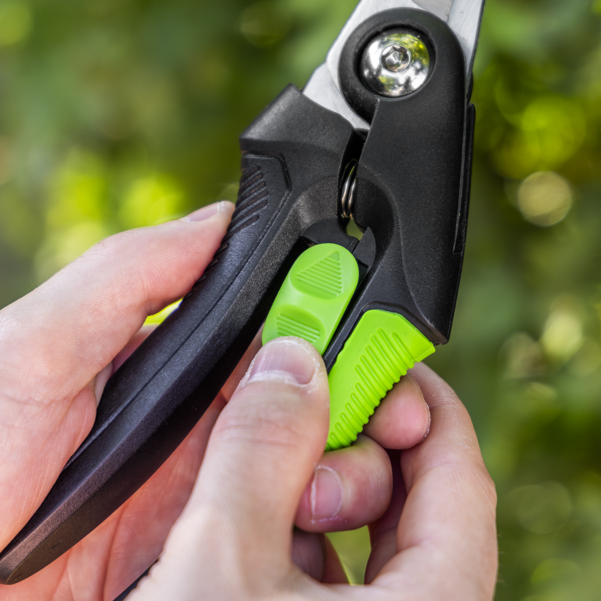 Sealey GTSG003 Pruning Snips with Soft Grip Handle & Carbon Steel Blade, 208mm - additional view 8