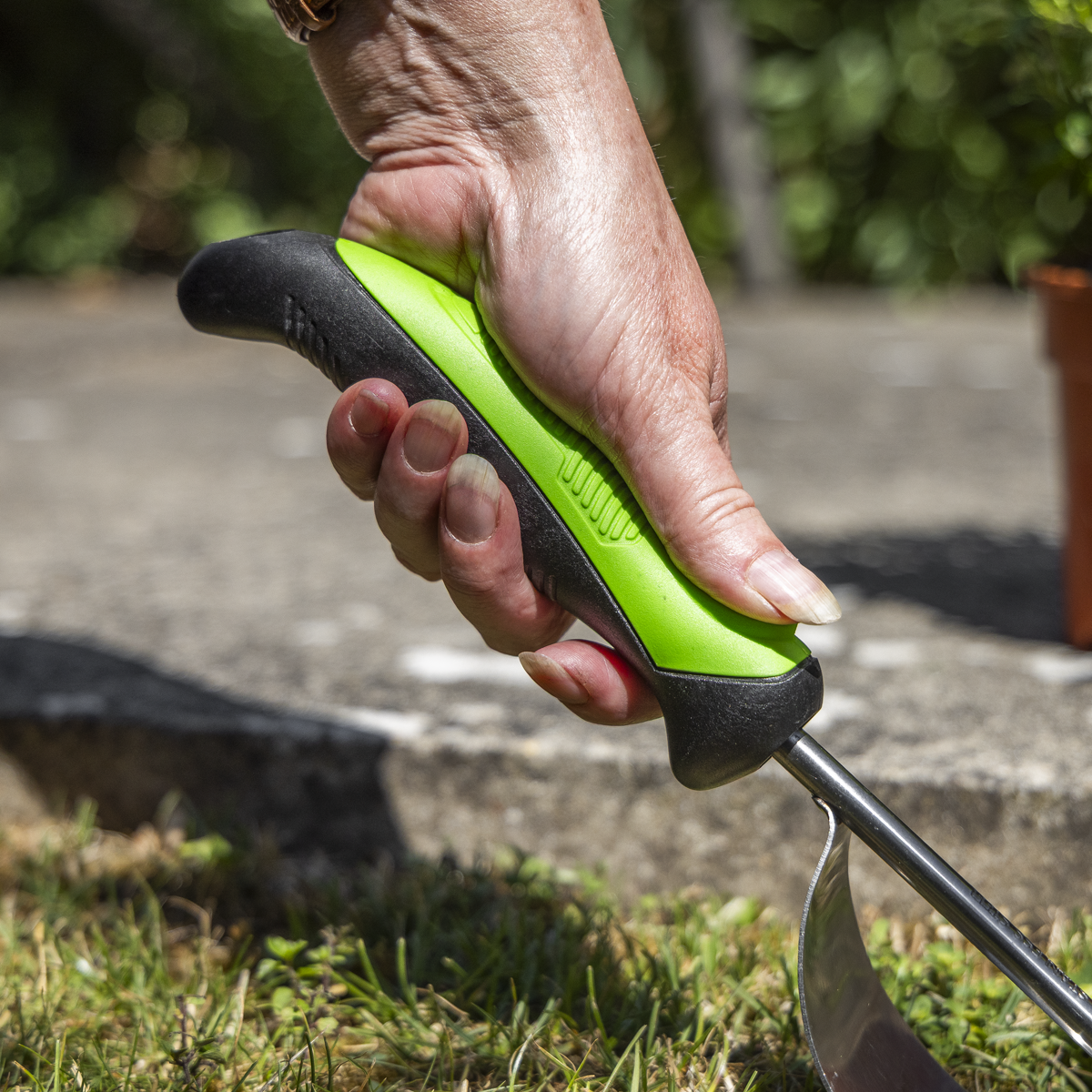 Sealey GTSG012 Hand Weeder with Soft Grip Handle & Stainless Steel Blade, 340mm - additional view 3
