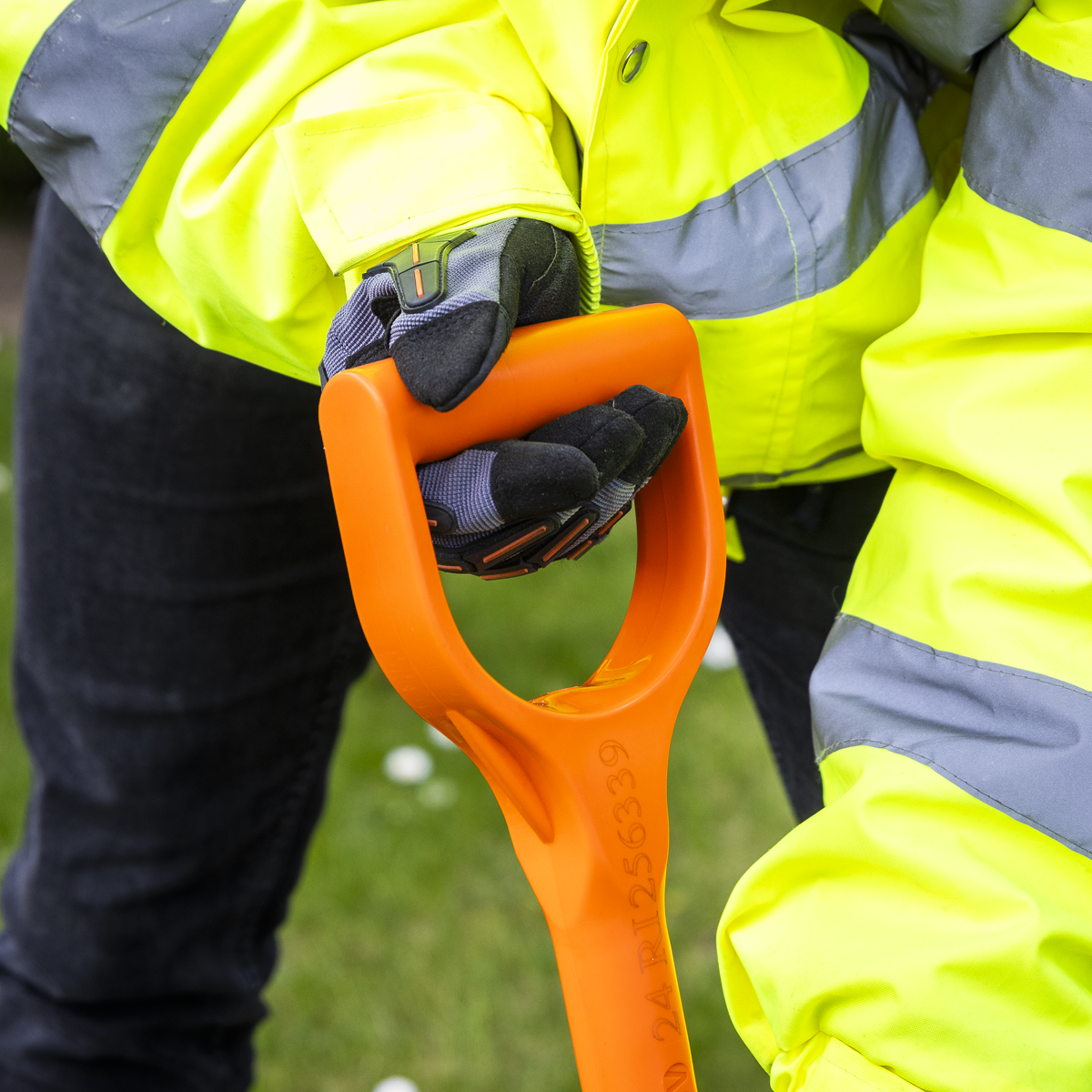 Sealey HVCT07 Insulated General Service Shovel - additional view 6