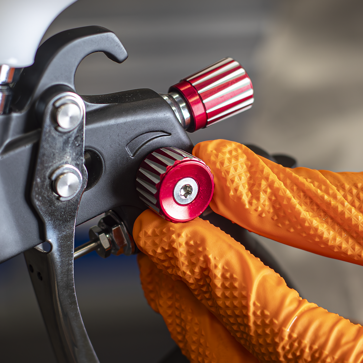 Sealey HVLP01 Premier Professional HVLP Gravity Feed Spray Gun 1.3mm Set-Up - additional view 3