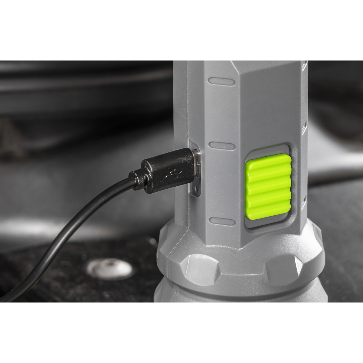 Sealey LED302 Dual Mode Hand Torch 3W & 2W COB LED - additional view 14
