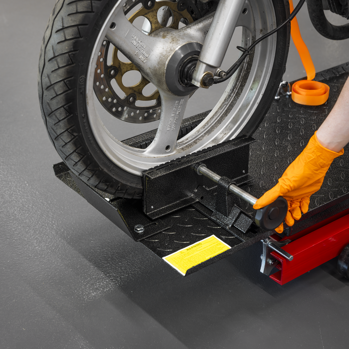 Sealey MC365 Hydraulic Motorcycle Lift 363kg Capacity - additional view 5