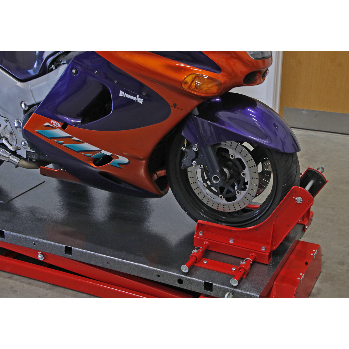 Sealey MC680E Heavy-Duty Electro/Hydraulic Motorcycle Lift 680kg Capacity - additional view 6