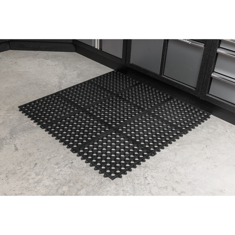 Sealey MIC9292 Interlocking Anti-Fatigue Matting 920 x 920mm - additional view 7