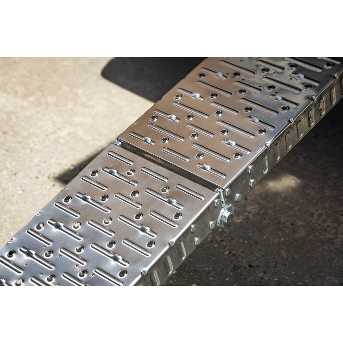 Sealey MR270 Stainless Steel Loading Ramp 270kg Capacity - additional view 2
