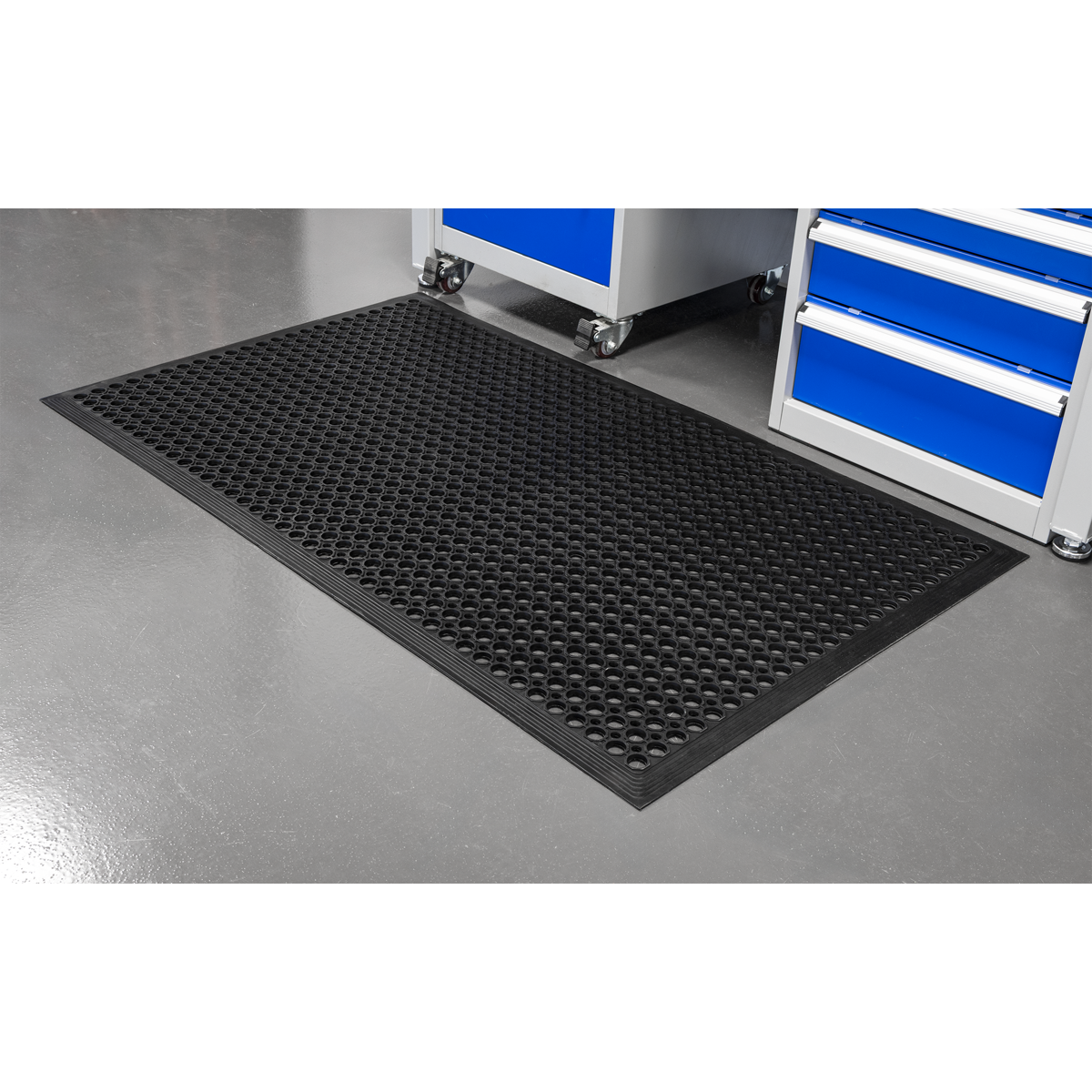 Sealey MRM0915 Anti-Fatigue Workshop Matting 1500 x 900mm - additional view 5