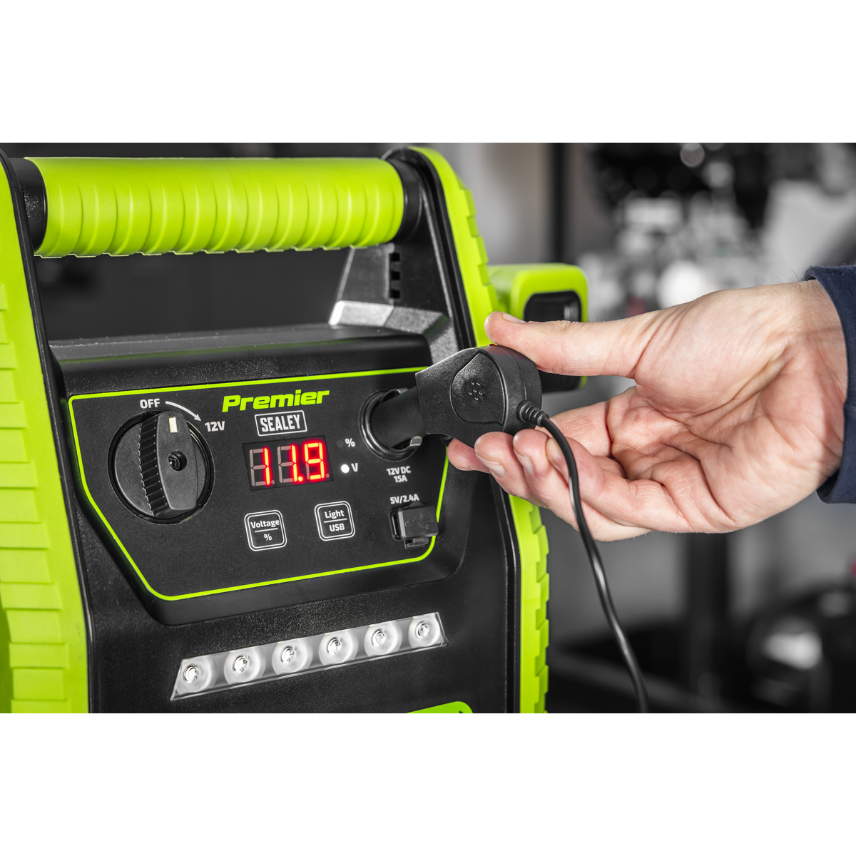 Sealey PRS2200 Premier 12V RoadStart® Jump Starter 2200 Peak Amps - additional view 3