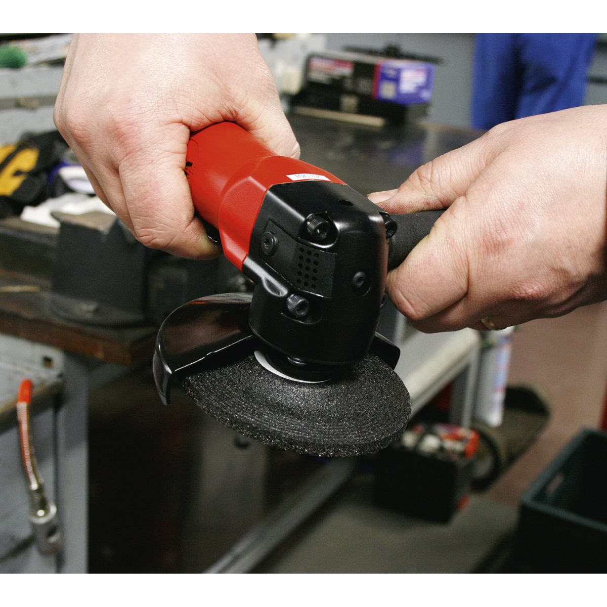 Sealey SA43 Angle Grinder 100mm - additional view 2