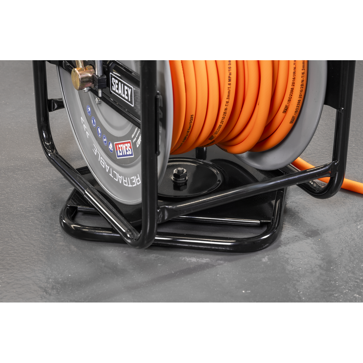 Sealey SA827 30m Swivel Air Hose Reel 6mm ID - additional view 7