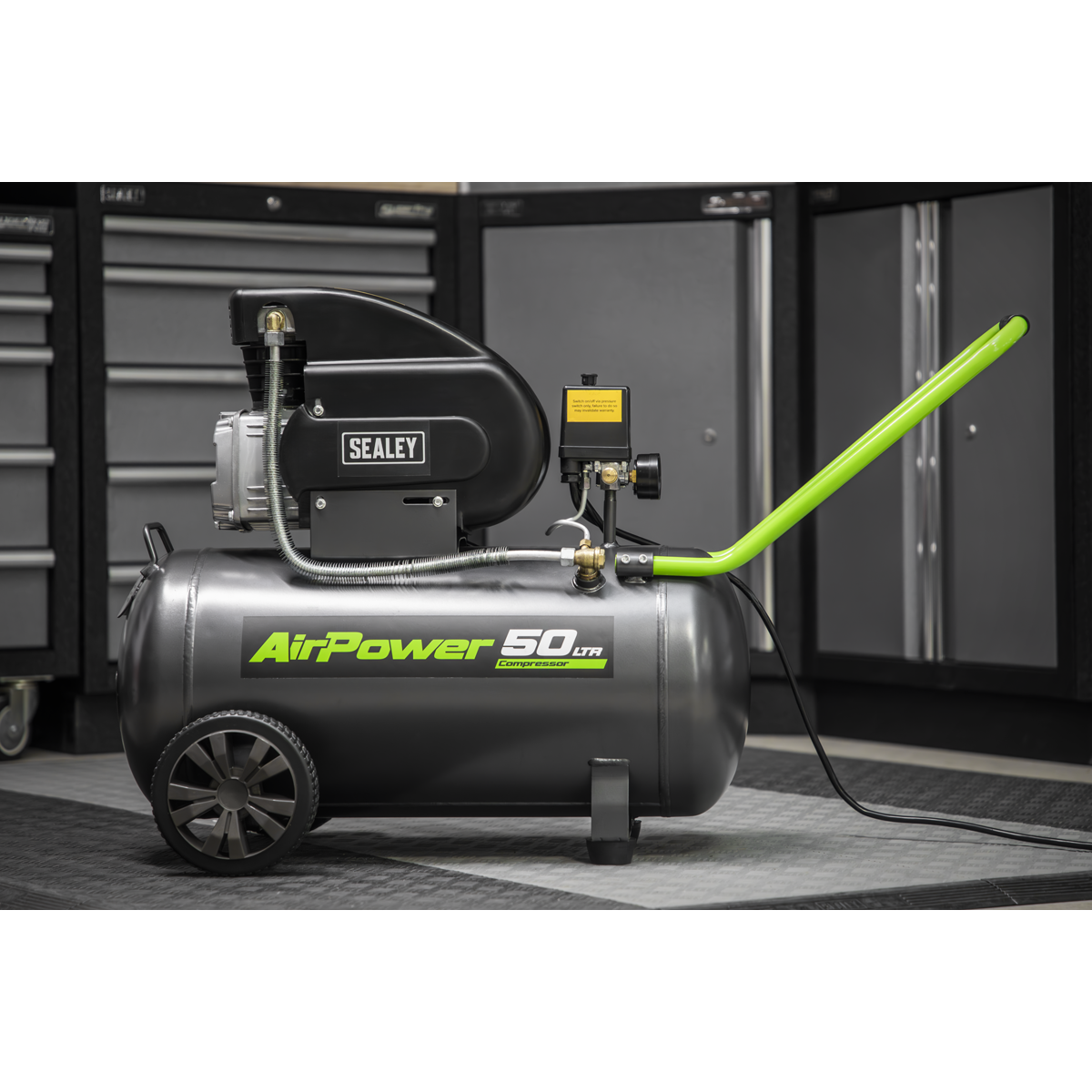 Sealey SAC5020EPK 50L Direct Drive Air Compressor 2hp with 4pc Air Accessory Kit - additional view 5