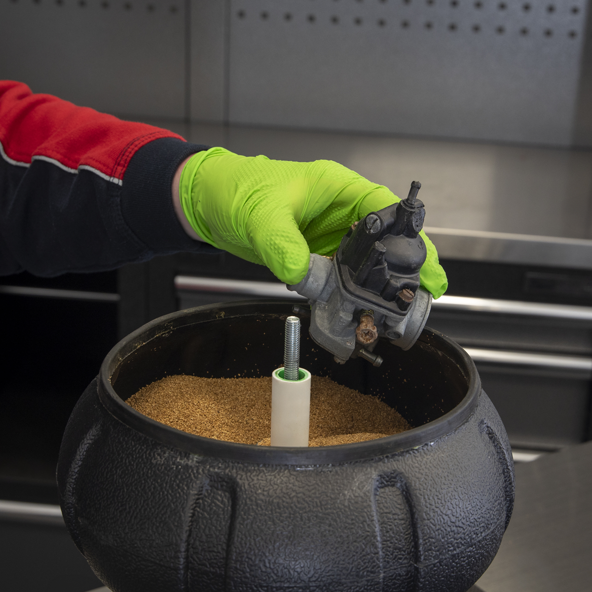 Sealey SB948 Vibratory Tumbler Small Parts Cleaner 5lb (2.2kg) - additional view 3