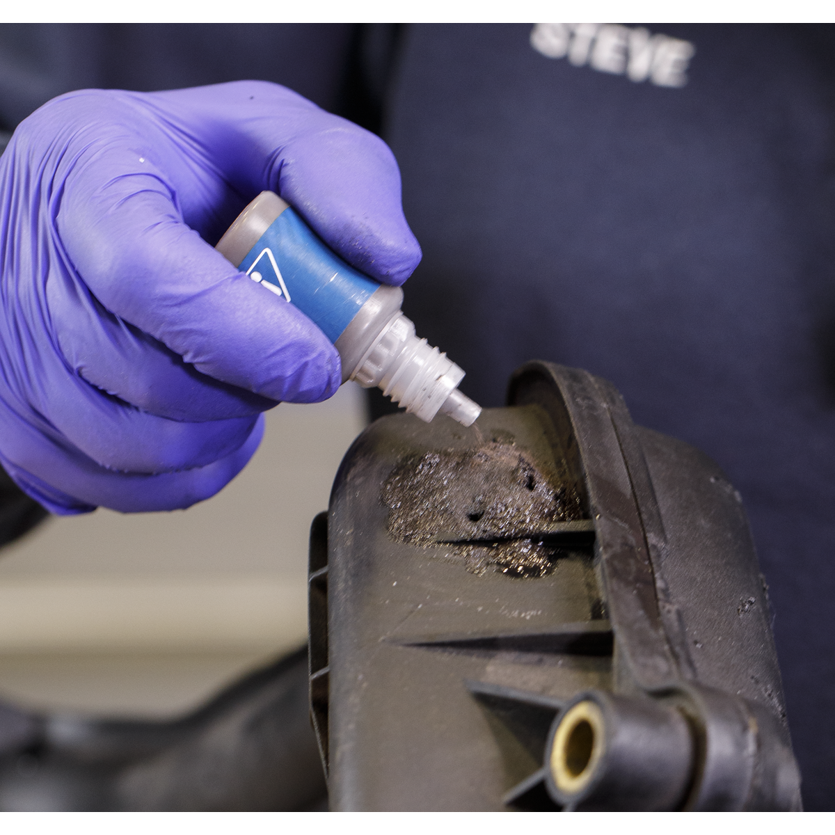 Sealey SCS908 Fast-Fix Filler & Adhesive - Black - additional view 5