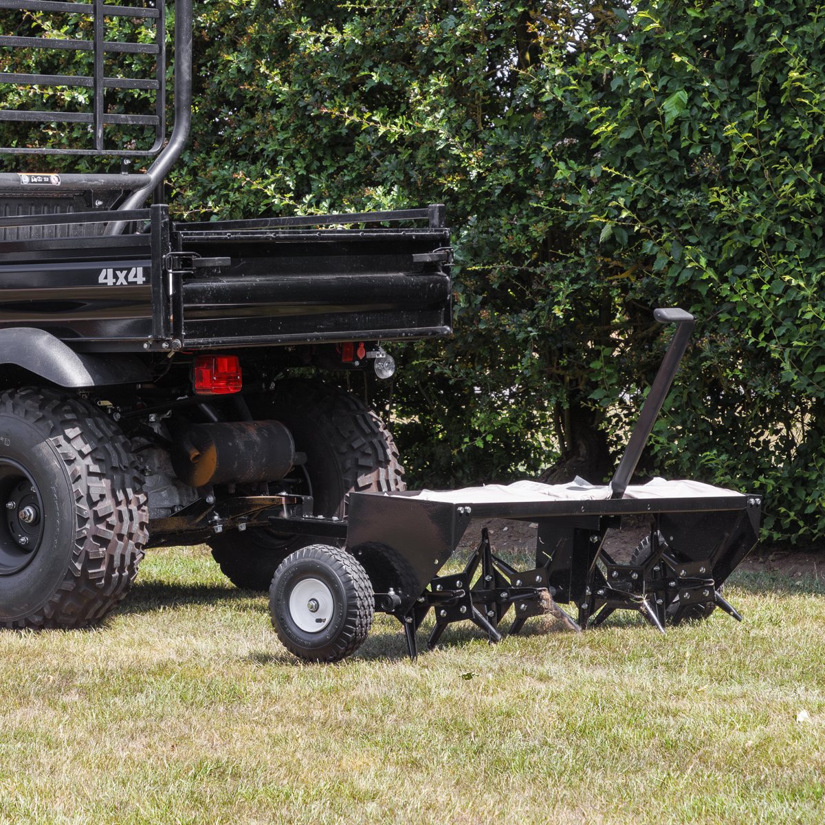 Sealey SLA48T 48"Tow Behind Plug Aerator - additional view 13