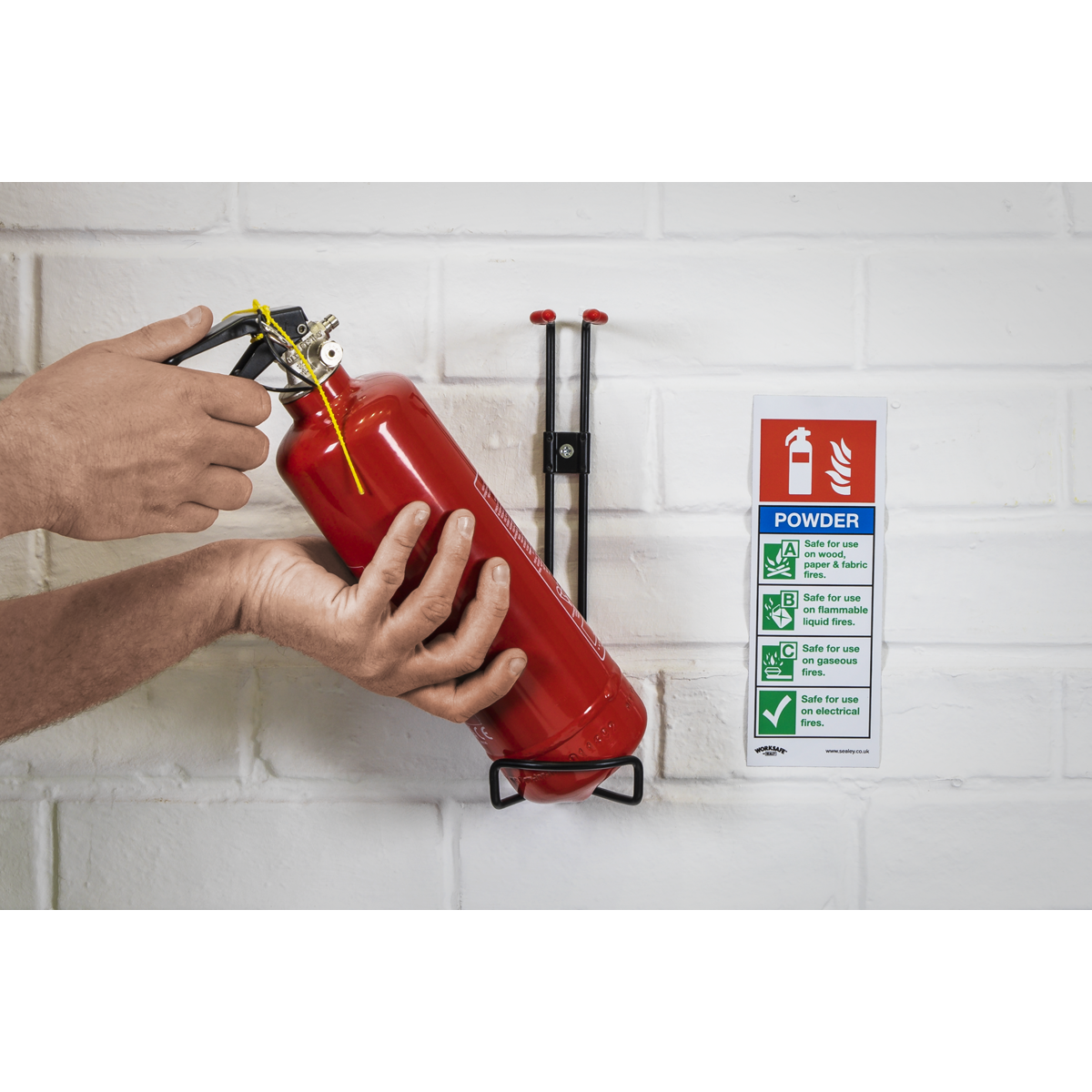 Sealey SS52V1 Worksafe® Powder Fire Extinguisher Safety Sign - Self-Adhesive Vinyl - additional view 8