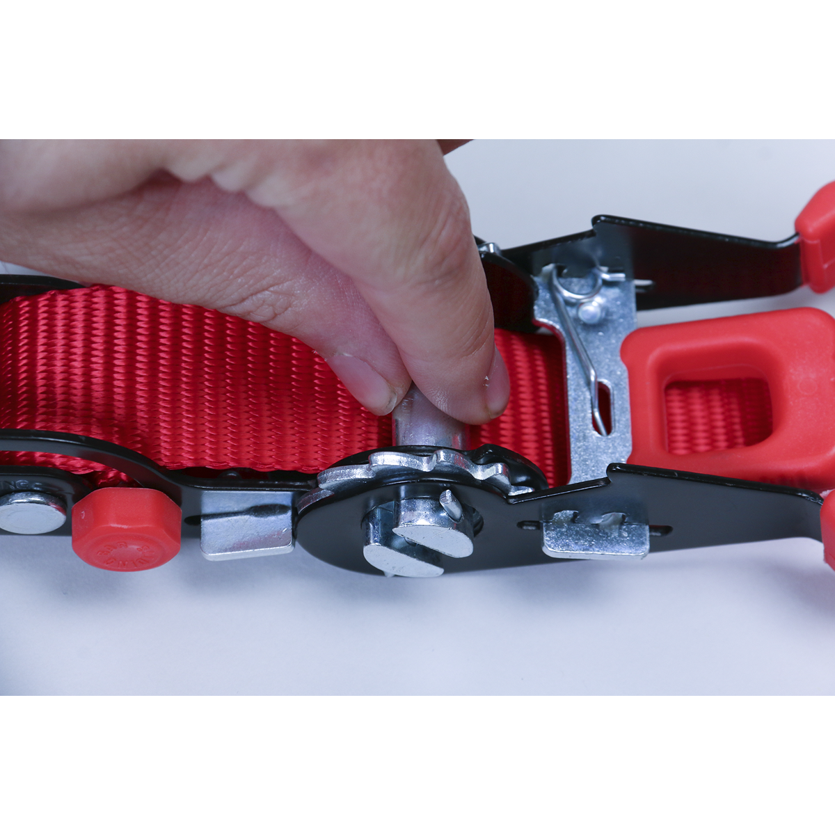 Sealey TD1202SR Slide Ratchet Strap Polyester Webbing with S-Hooks 32mm x 3m 1200kg Breaking Strength - additional view 5