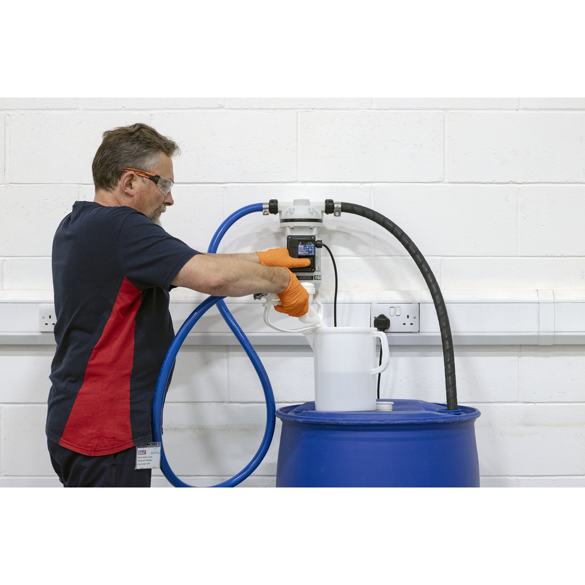 Sealey TP99230 Portable AdBlue® Transfer Pump 230V - additional view 4