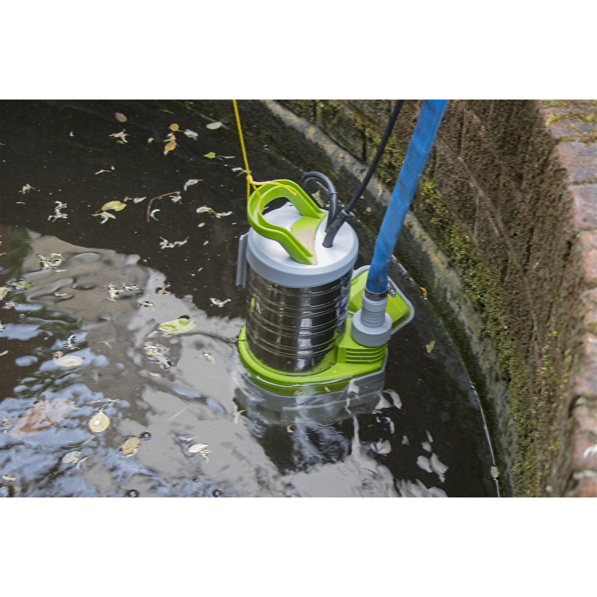 Sealey WPS225P Submersible Stainless Water Pump Automatic Dirty Water 225L/min 230V - additional view 3