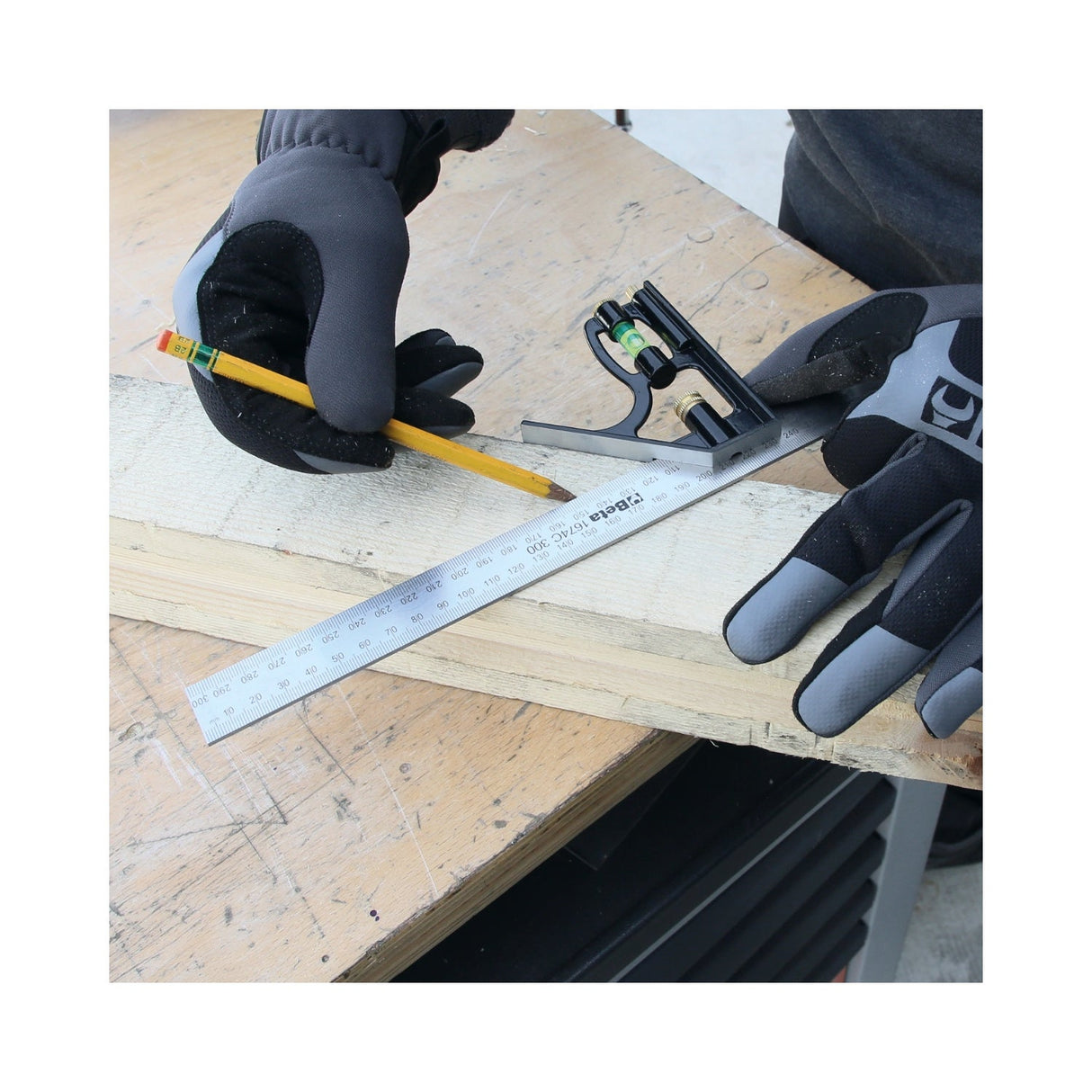 Beta Carpenter's Combination Square 300 Mm - 1674C - 1674C 300 - WEB-016740230 - Beta - Trade Counter Direct