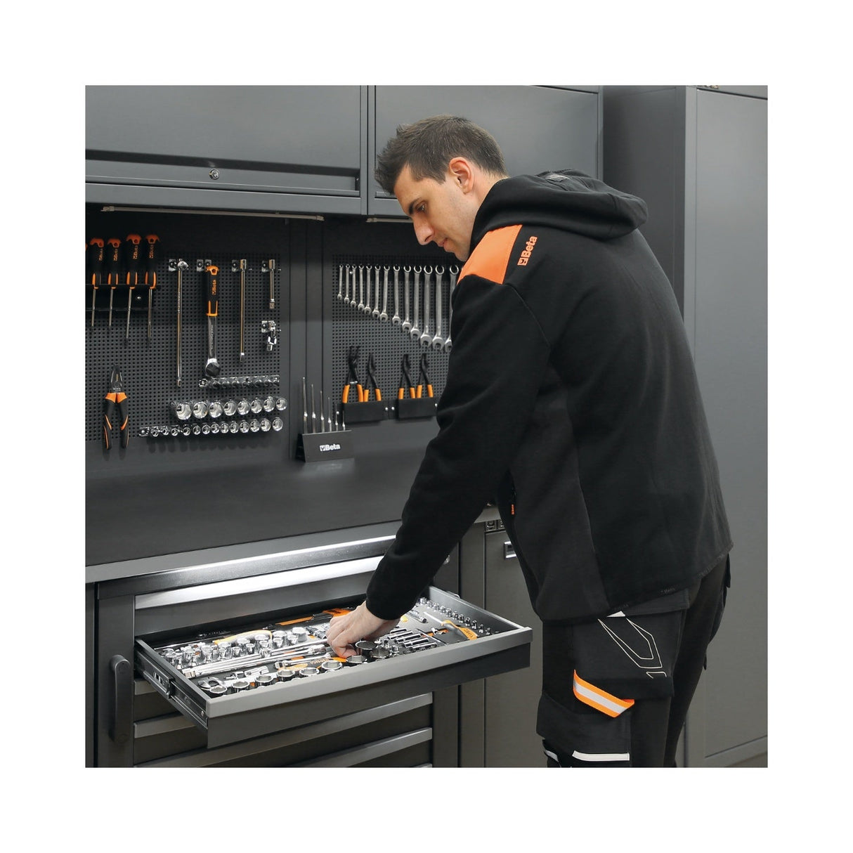 Beta Long - Zipped Hoodie Black With Anthracite Grey Inserts Size L - 7566NG - 7566NG L - WEB-075660403 - Beta - Trade Counter Direct
