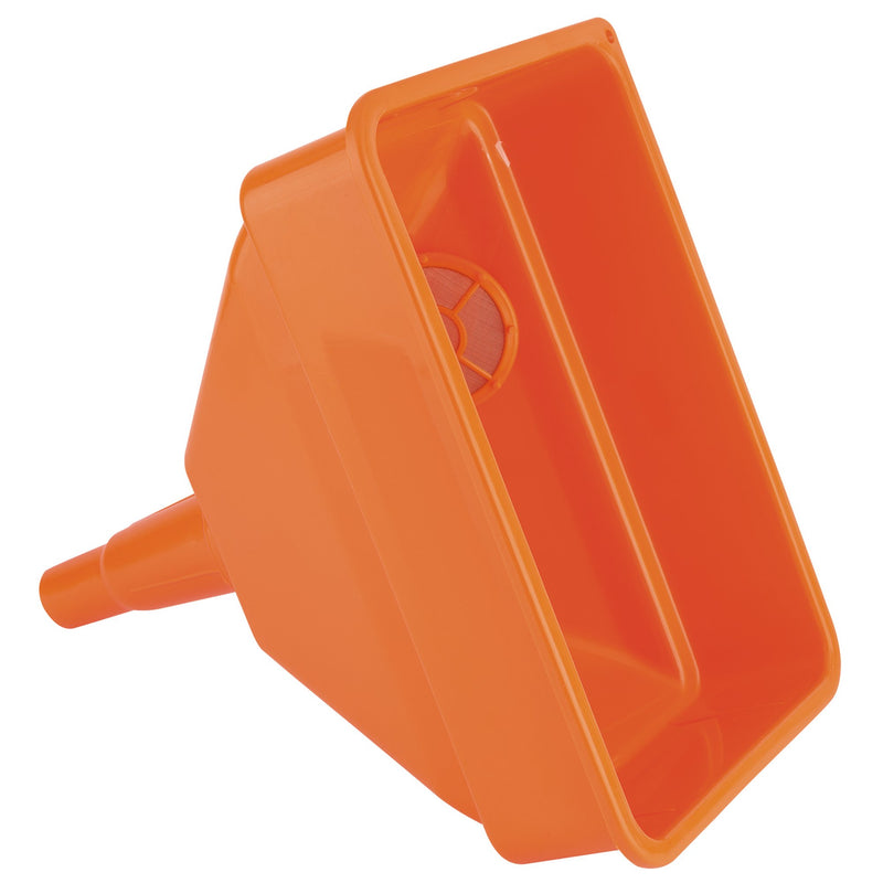 DR-16153 — Draper Expert Tractor Funnel
